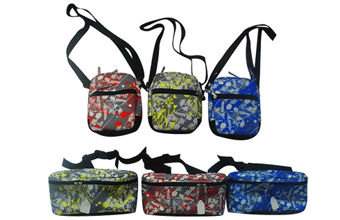 ショルダーポーチ